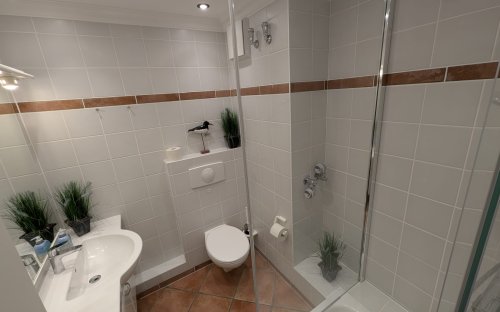 19_badezimmer_1.jpg