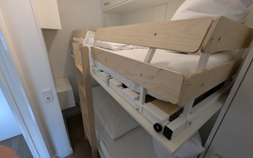2_schlafzimmer_klappbett_3.jpg