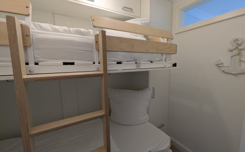 2_schlafzimmer_klappbett_5.jpg