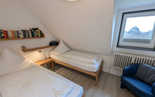 8a.jpg