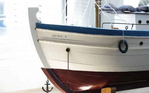 hwb07918.jpg