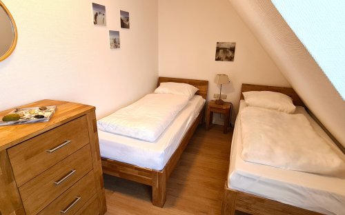 schlafzimmer1.jpg